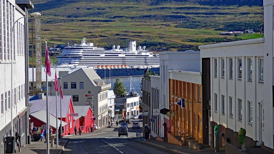 The cruise ship schedule is now available